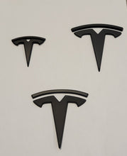 Load image into Gallery viewer, Set of emblems ( Steering wheel, Trunk and Front) for model 3
